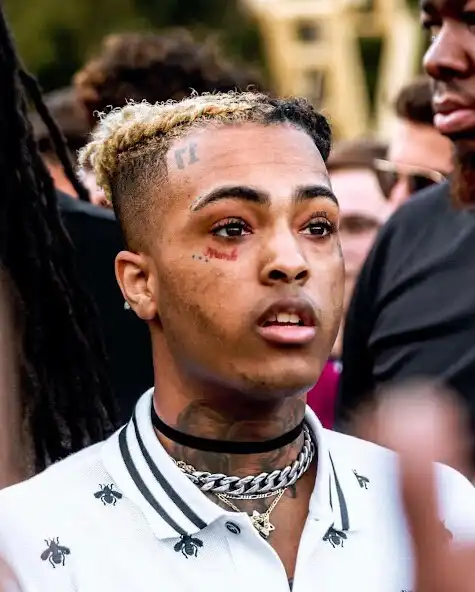 Play XXXTentacion Wallpaper 4K[RIP] as an online game XXXTentacion Wallpaper 4K[RIP] with UptoPlay